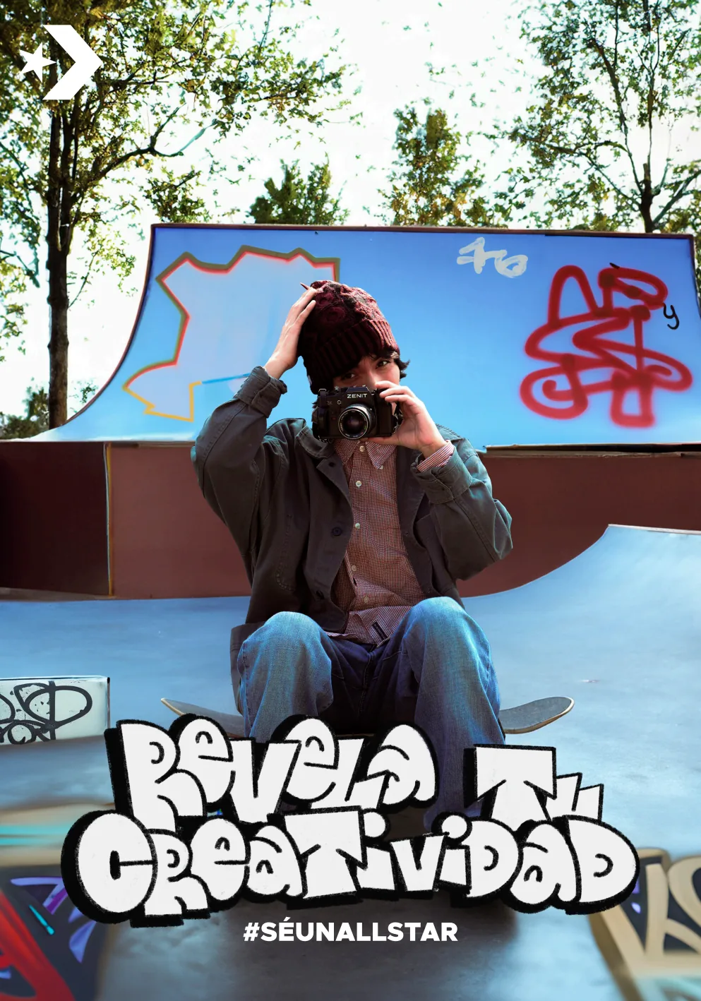 Converse Lumora afiche 3